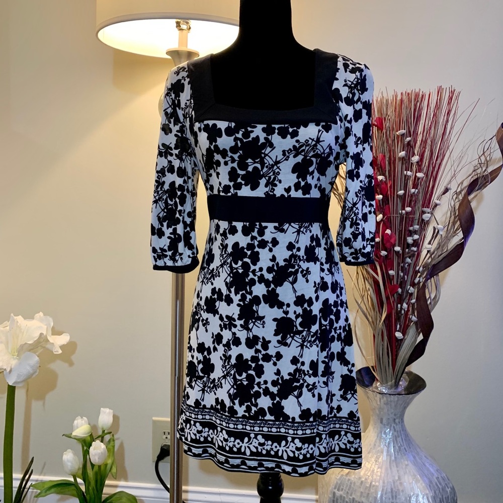 H&M Black and White 3/4 Sleeve